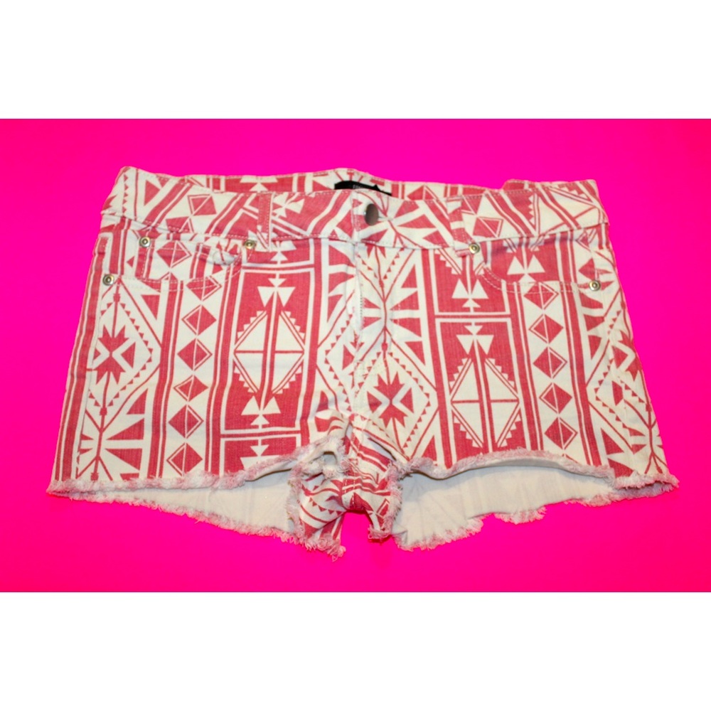 Denim tribal pink shorts